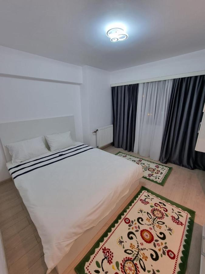 Oana Luxury